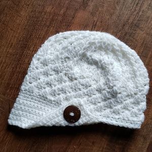 Handmade white winter hat